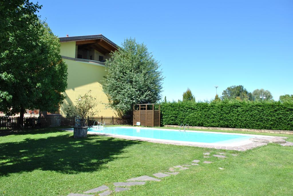 Fondo Brugarolo Villa Busnago Luaran gambar
