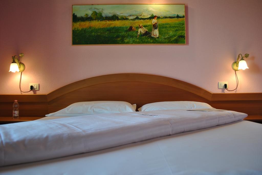 Fondo Brugarolo Villa Busnago Luaran gambar